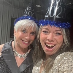 Nancy & Annie Witter